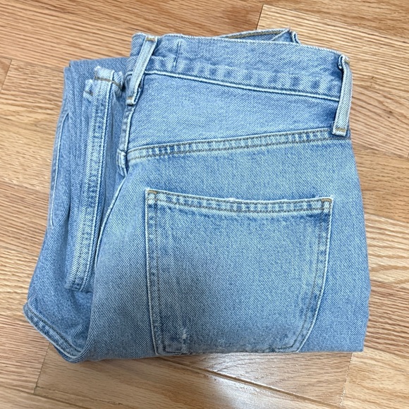Agolde women’s 90s Crop mid rise straight Denim Jeans in Light Blue